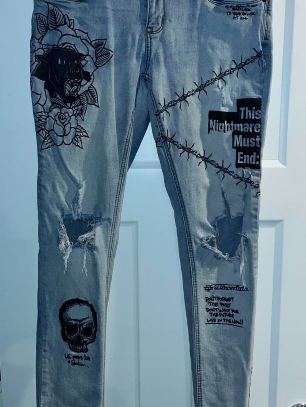 Men's blue and gray jeans